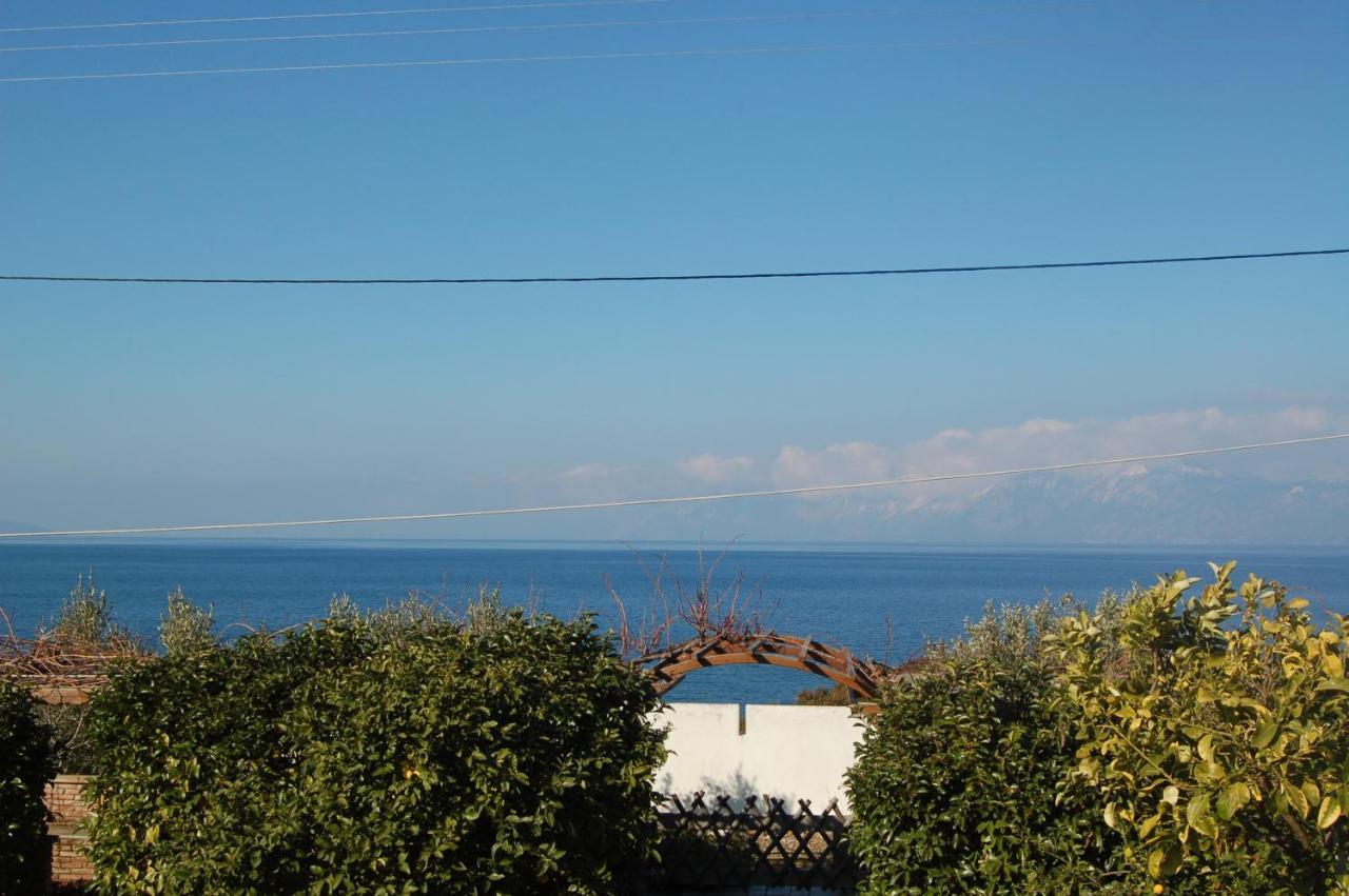 Villa Sul Mare Chalkís Exterior foto